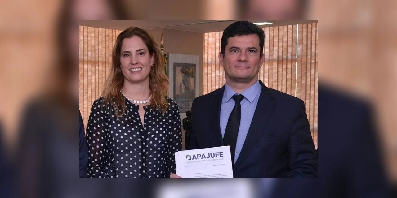 A pedido de Tony Garcia, corregedor manda Gabriela Hardt explicar vista grossa em relação a Sérgio Moro
