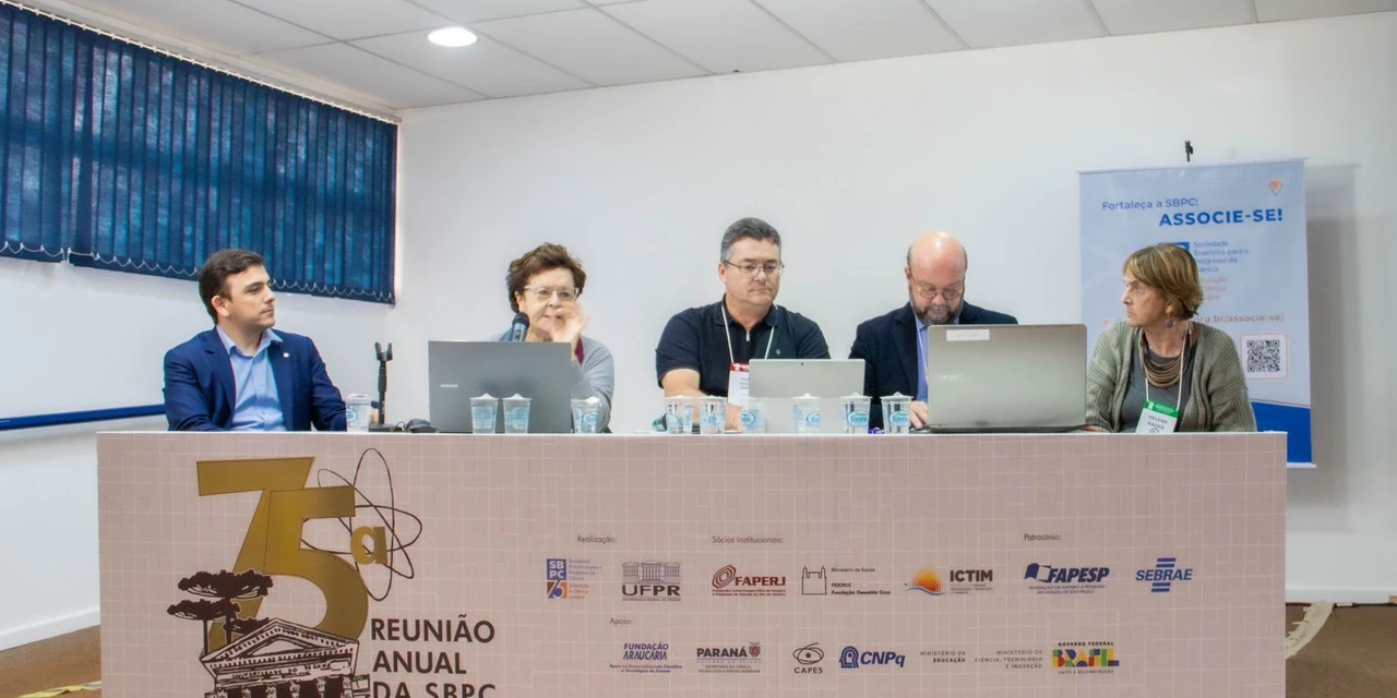 Aliel participa de debate sobre a Ciência na UFPR
