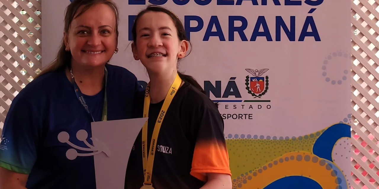 Todo Mundo é Notícia: Mesa-tenista de PG conquista medalha de ouro nos Jogos Escolares do Paraná e garante vaga no Brasileiro