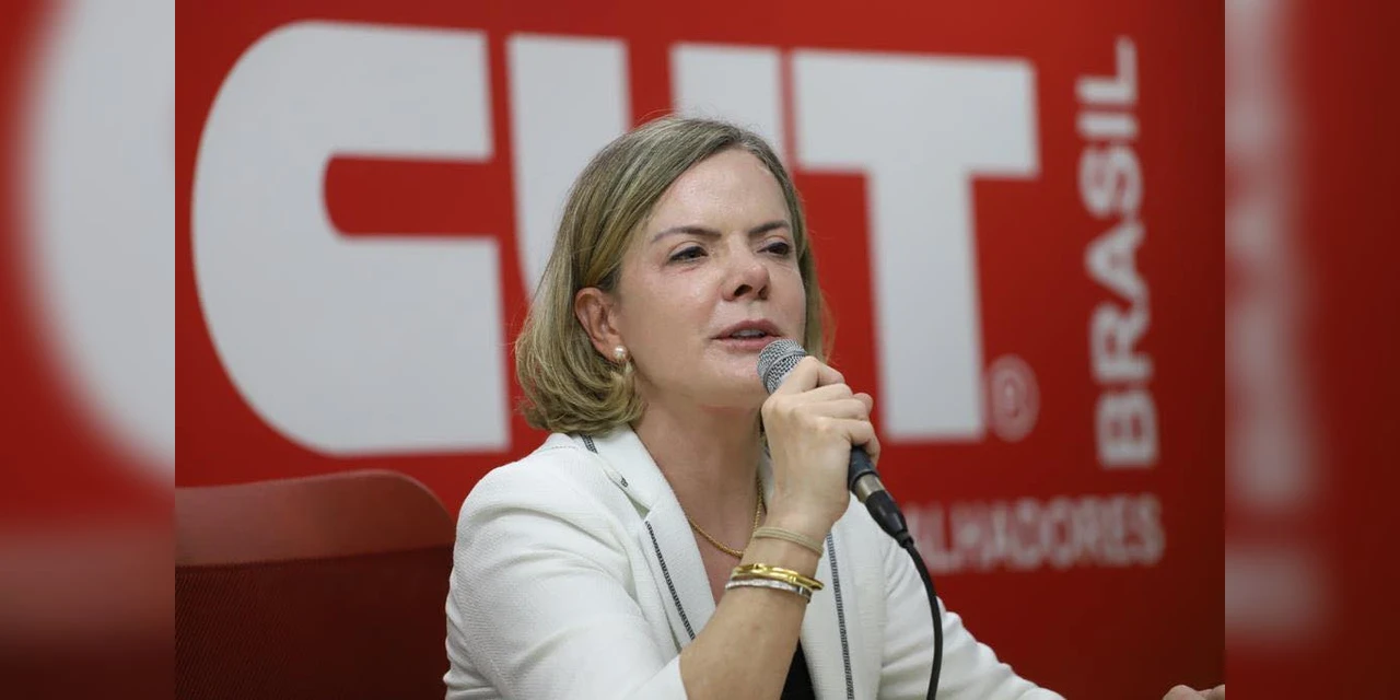 "Instrumento fundamental da defesa da classe trabalhadora"; Deputada Gleisi Hoffmann parabeniza CUT por seus 40 anos de história