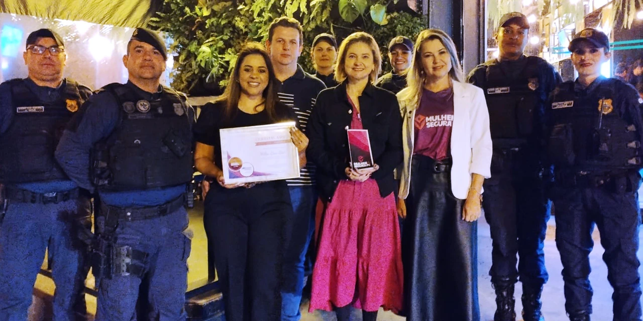 Ponta Grossa inicia ações do Programa Mulher + Segura PG em estabelecimentos comerciais