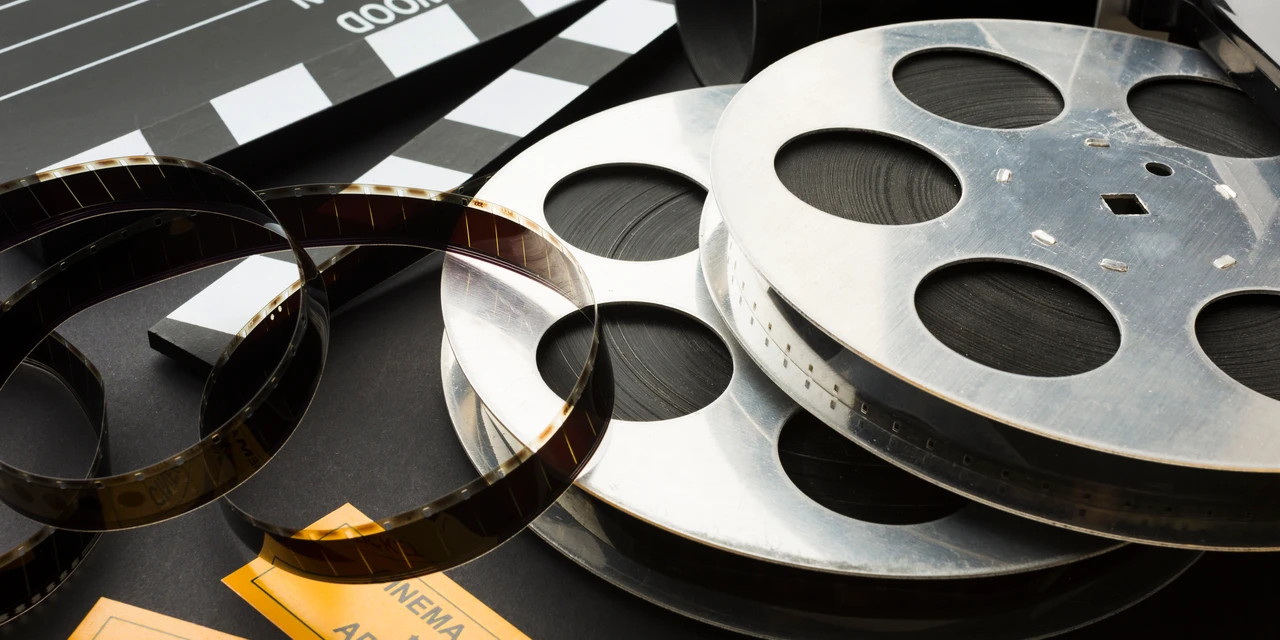 Coluna Marcando História: 'HOLLYWOOD EM CRISE: Por dentro da maior greve do cinema', por Andreza Baroni