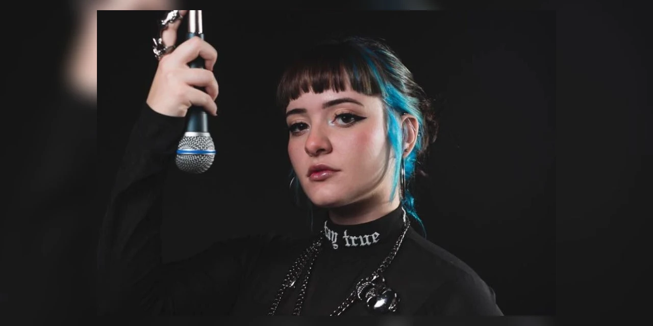 Cantora ponta-grossense recebe duas indicações em prêmio internacional