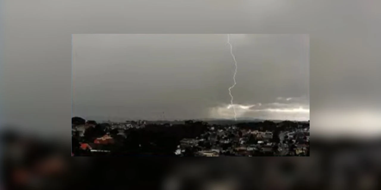 Paraná tem alerta laranja de vendaval, granizo e alagamentos para esta terça (3)
