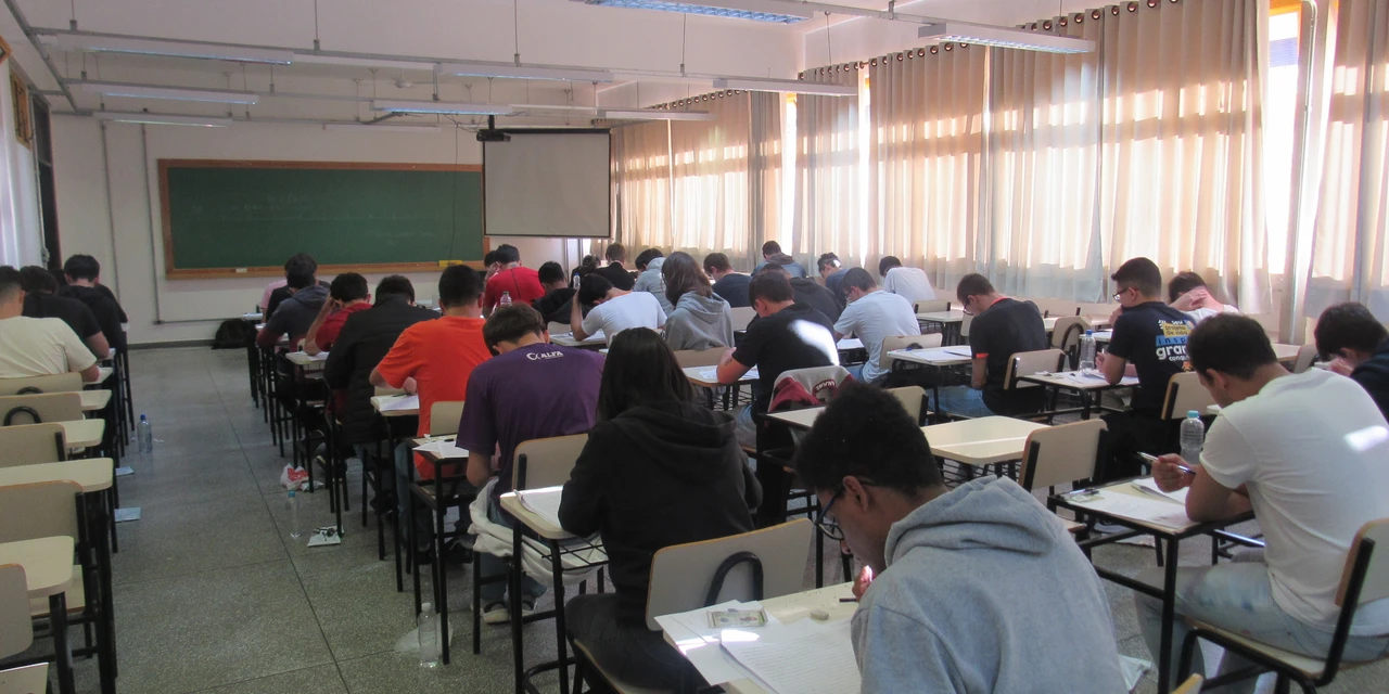 Inscrições para vestibular da UTFPR encerram na próxima segunda (9)