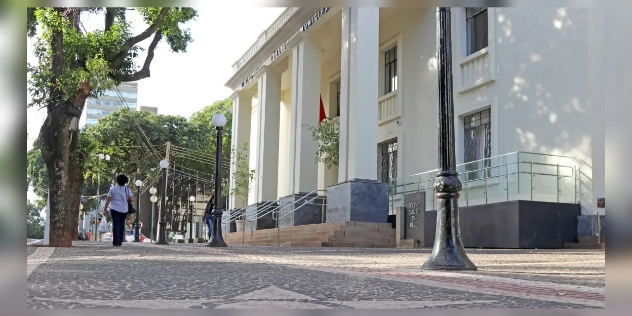 Bibliotecas municipais fazem Semana da Leitura com escritores londrinenses