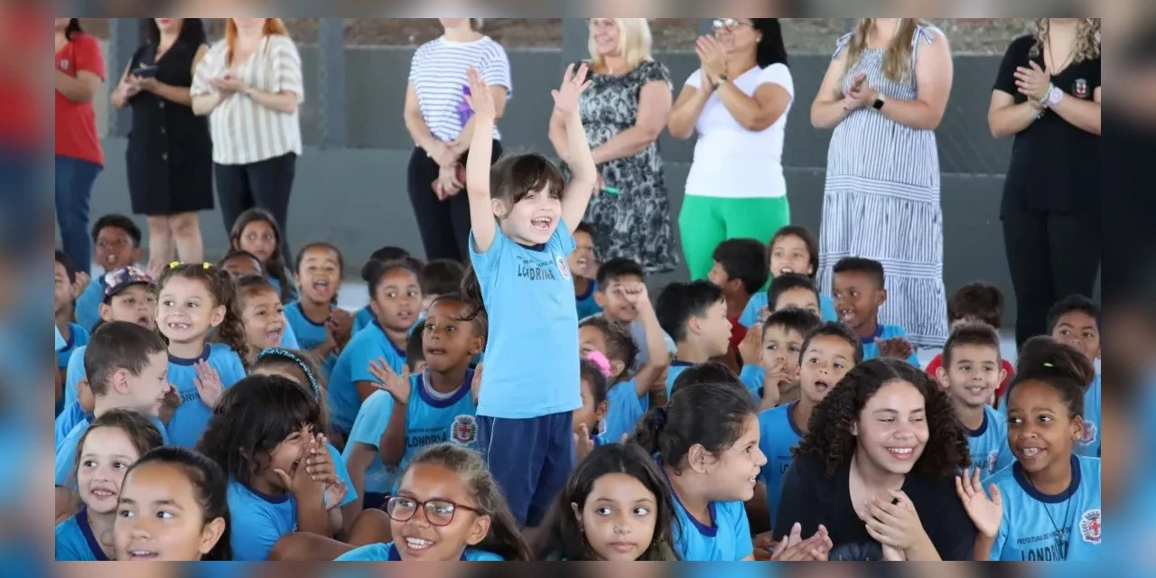 Prefeitura de Londrina expande Programa Wash, de iniciação científica, para outras dez escolas