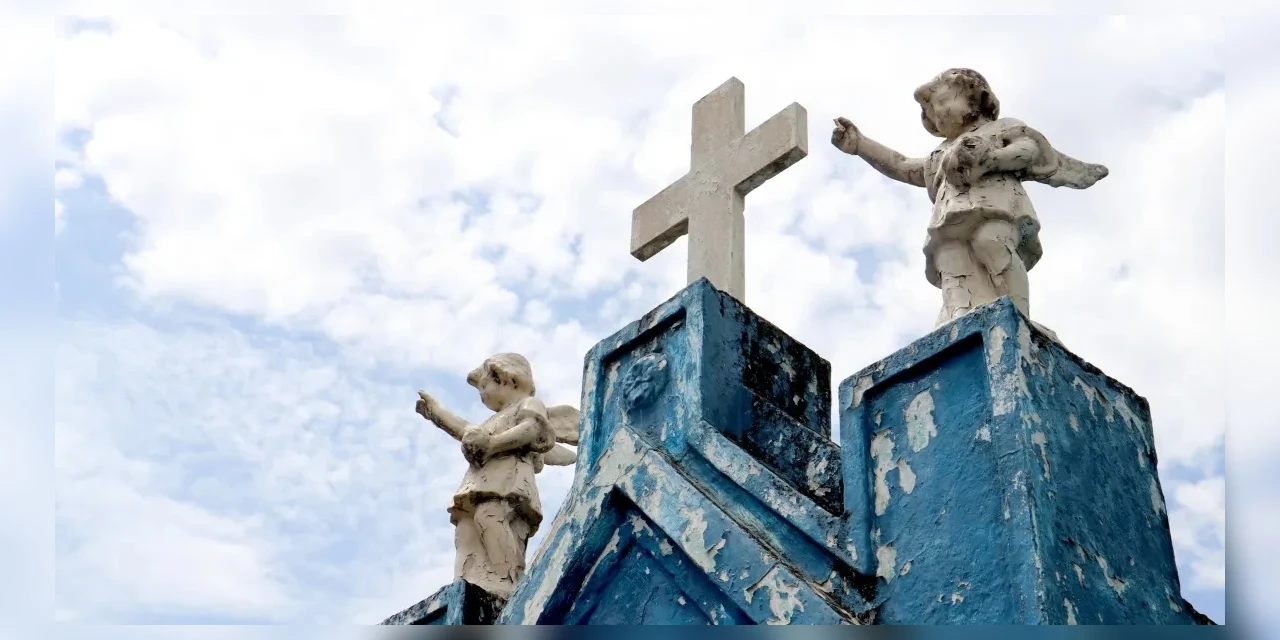 Acesf inicia preparativos nos cemitérios municipais para o feriado de Finados