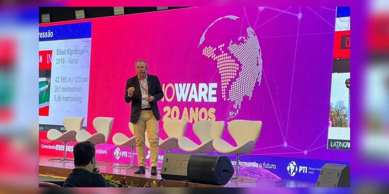 Luciano Salamacha realiza palestra no Latinoware 2023