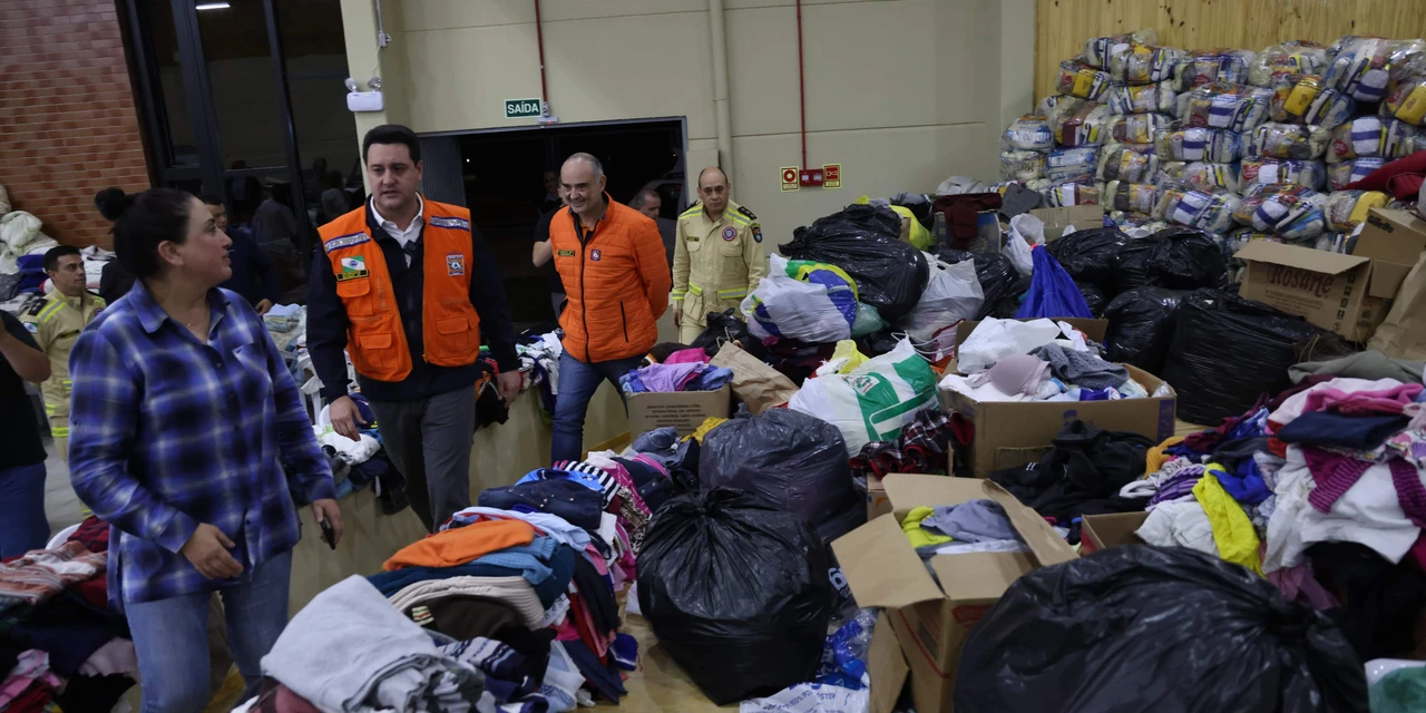 São Mateus do Sul, uma das cidades mais afetadas pelas chuvas, recebe visita do governador Ratinho Junior