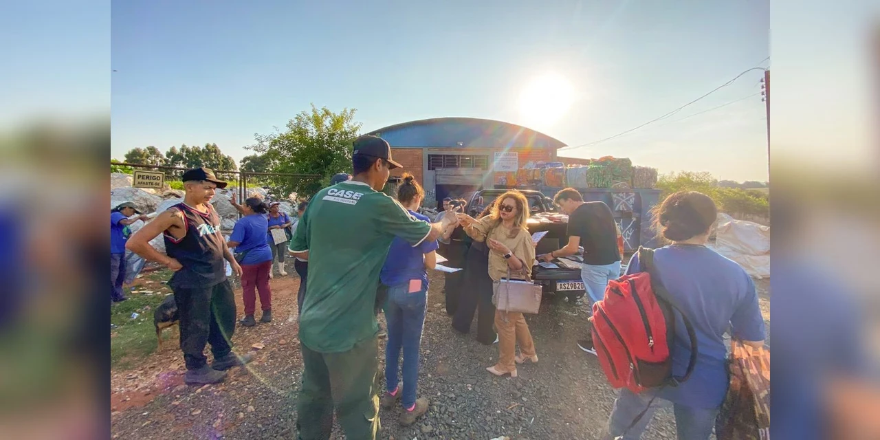 Projetos da UEPG entregam brinquedos para crianças carentes