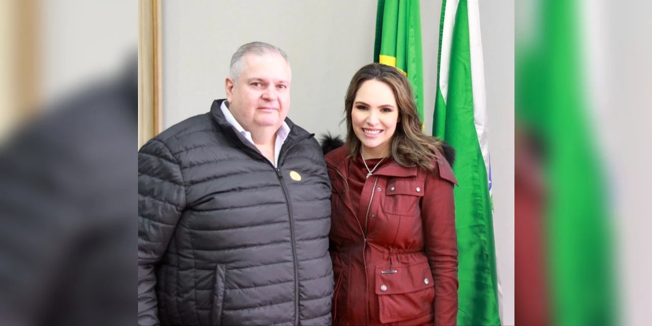 Deputada Maria Victoria destaca recursos para asfaltar ruas de Corumbataí do Sul