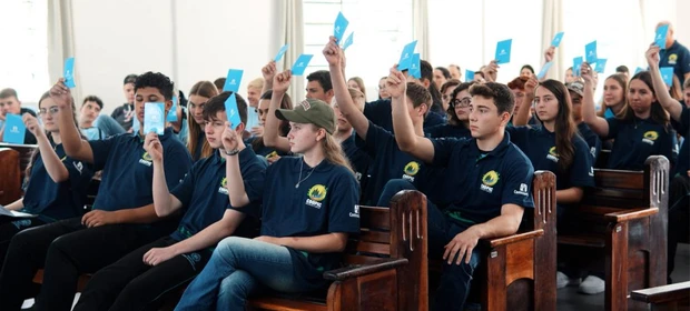Castrolanda e Instituto Cristão inauguram cooperativa júnior