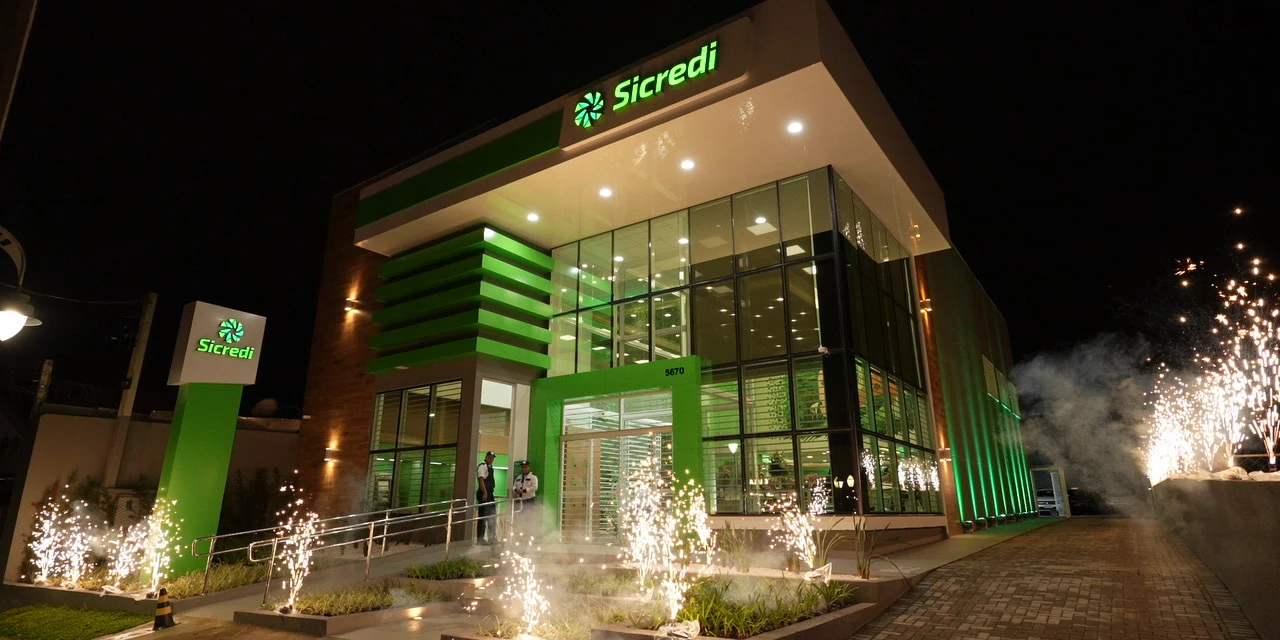 Sicredi inaugura 15ª agência em Curitiba, no bairro Santa Felicidade