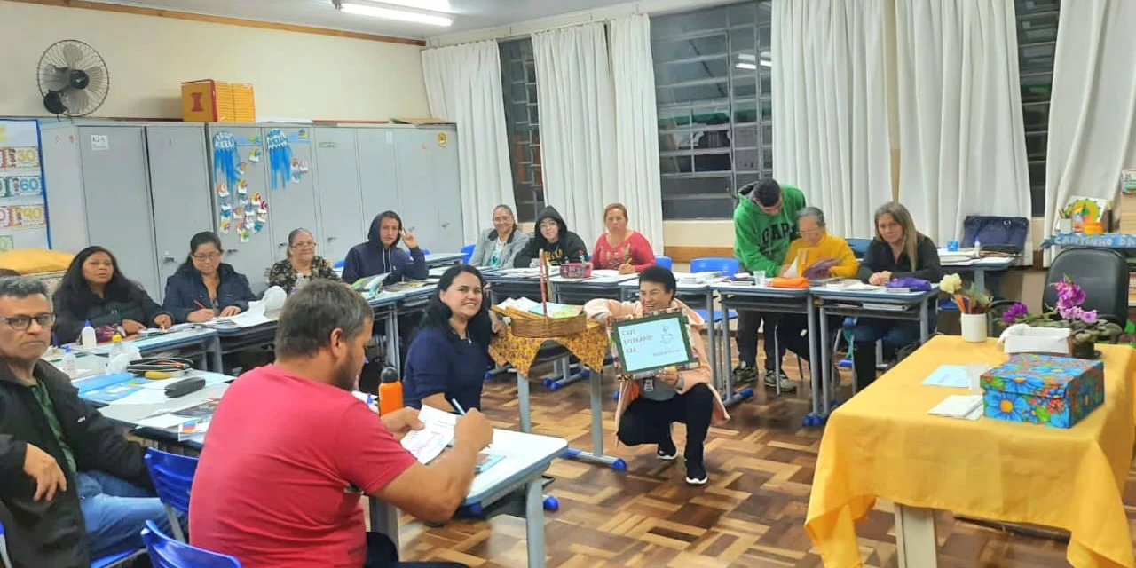 Estão abertas as inscrições para o Exame Supletivo da EJA em Ponta Grossa