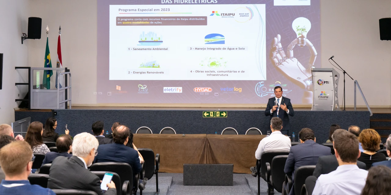 Itaipu contribui para a moderação na tarifa de energia do Brasil, diz diretor financeiro da usina