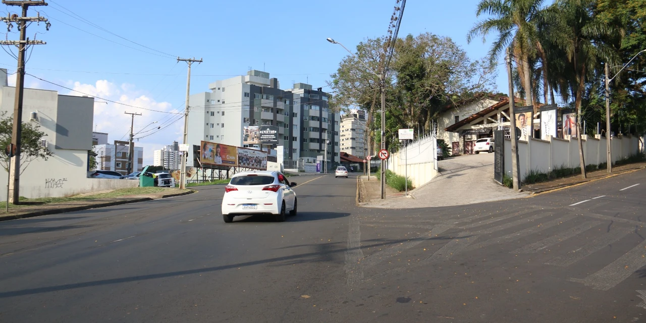 Carlos Osternack e Nestor Guimarães passam a ter sentido único de fluxo em PG