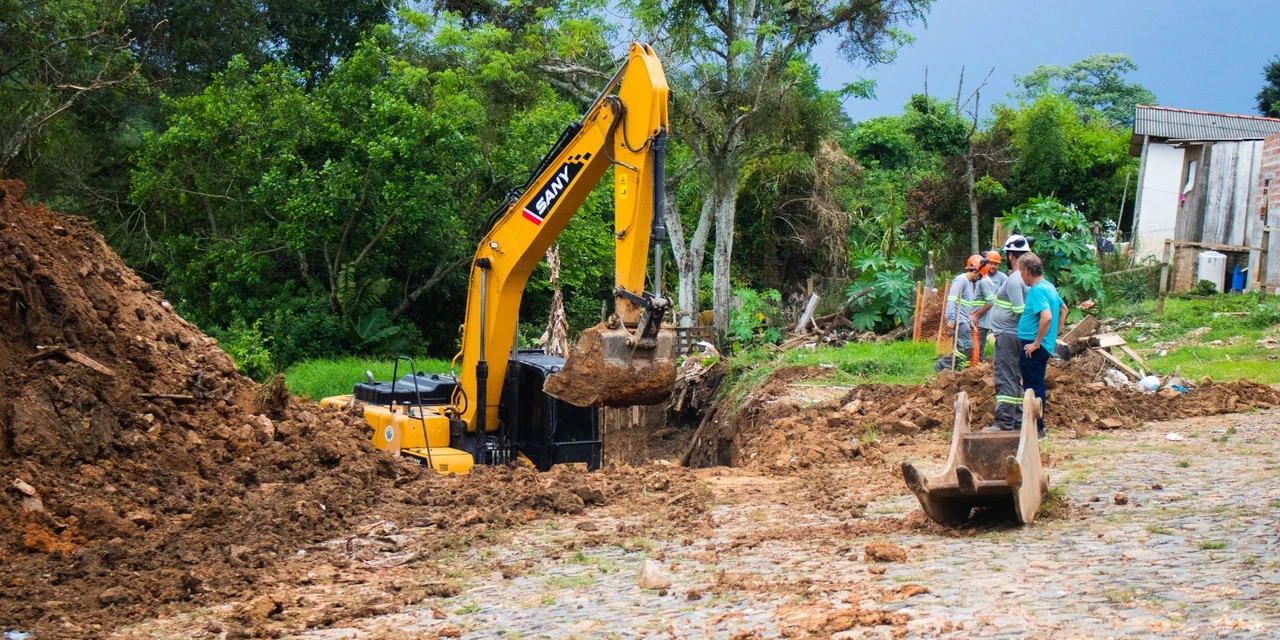 Obra da Sanepar que vai garantir 98% de coleta de esgoto em Tibagi já começou