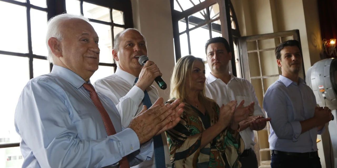 Ricardo Barros celebra aniversário em Curitiba