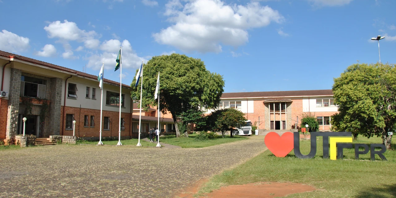 Vestibular de Verão 2024 acontece neste domingo (19) na UTFPR-PG