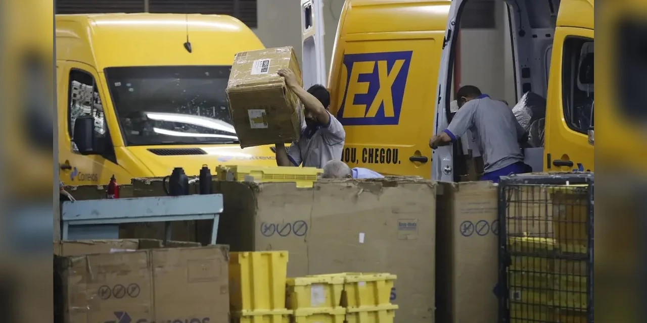 Empregados dos Correios desistem de greve na véspera da Black Friday