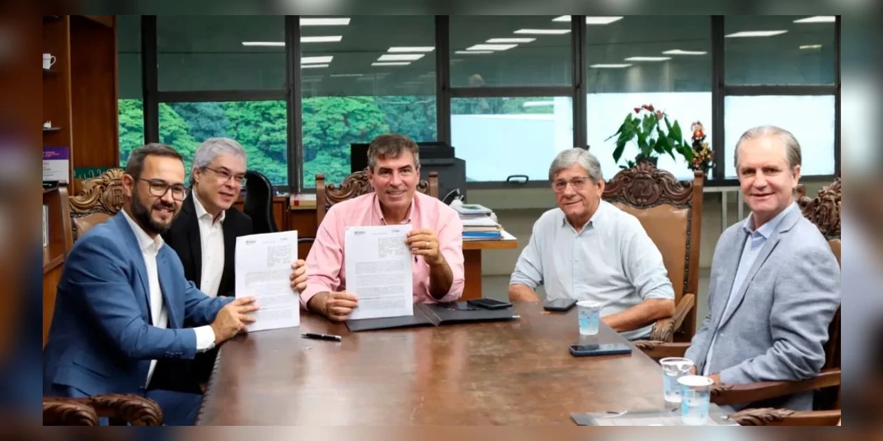 Escola de Governo de Londrina firma parceria com a Prefeitura de Turvo