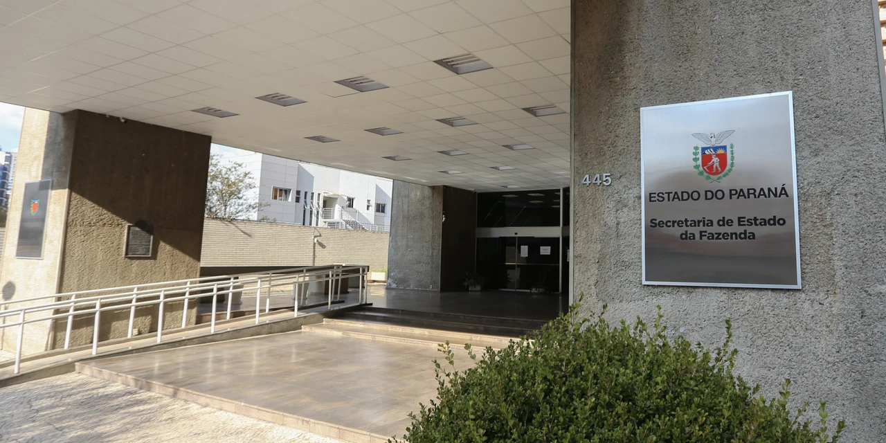 Paraná é 1º a transmitir dados ao sistema nacional de orçamentos em educação no 5º bimestre