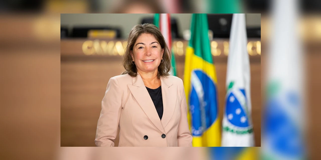 Vereadora de Curitiba é presa após causar acidente com suspeita de dirigir embriagada