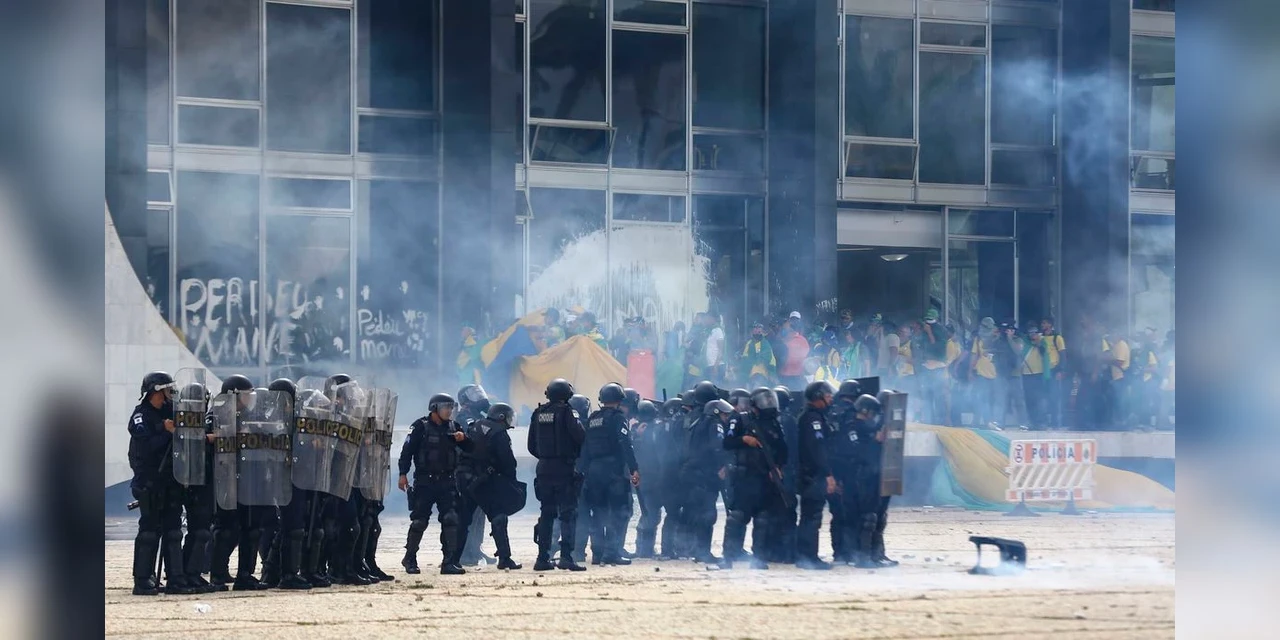 Polícia Federal deflagra 21ª fase da Operação Lesa Pátria