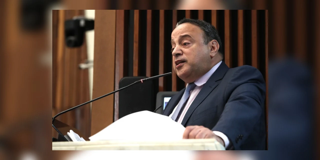 Com 100% de aprovação nos projetos do Governo, deputado Hussein Bakri comemora 2023 de muitos avanços para o Paraná