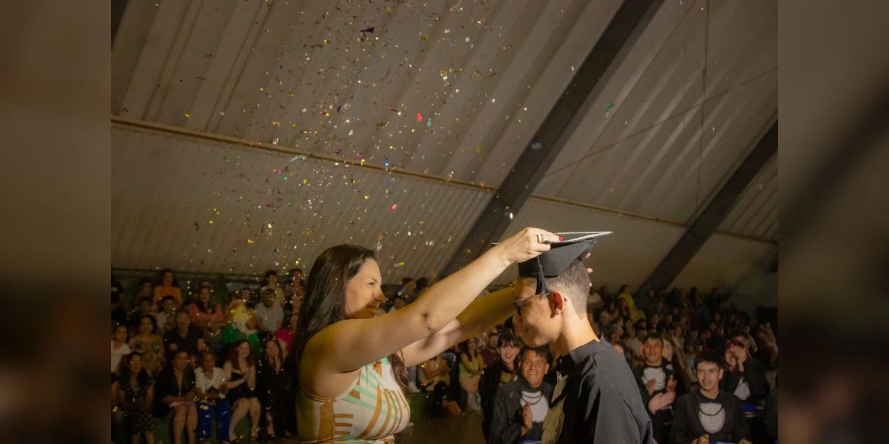 Caic-UEPG realiza formatura para alunos do 9º ano