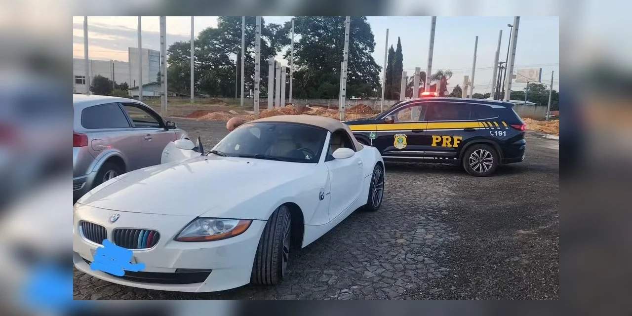 Criminosos se passam por policiais e furtam uma BMW de luxo no Paraná