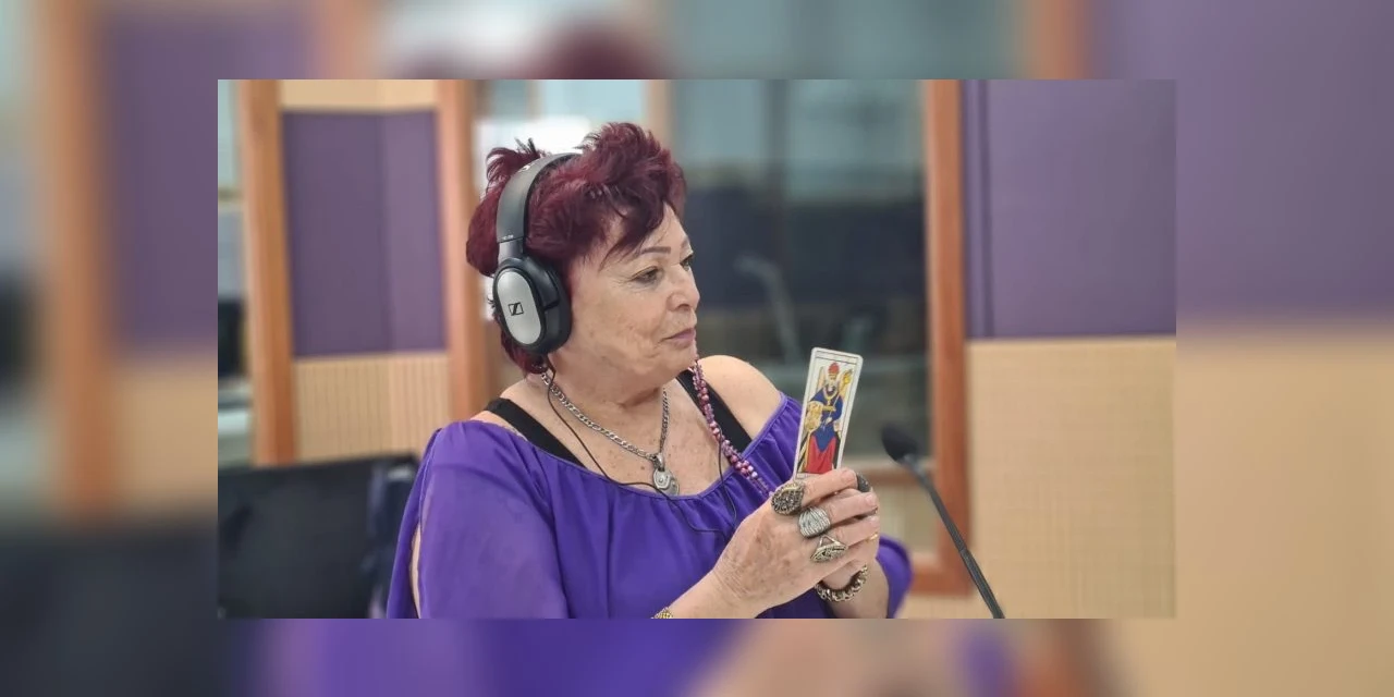 Taróloga Flávia Fernandes faz previsões para 2024