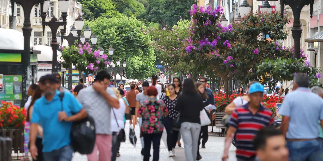 Censo 2022: proporção de pretos e pardos cresce no Paraná e chega a 34,3%