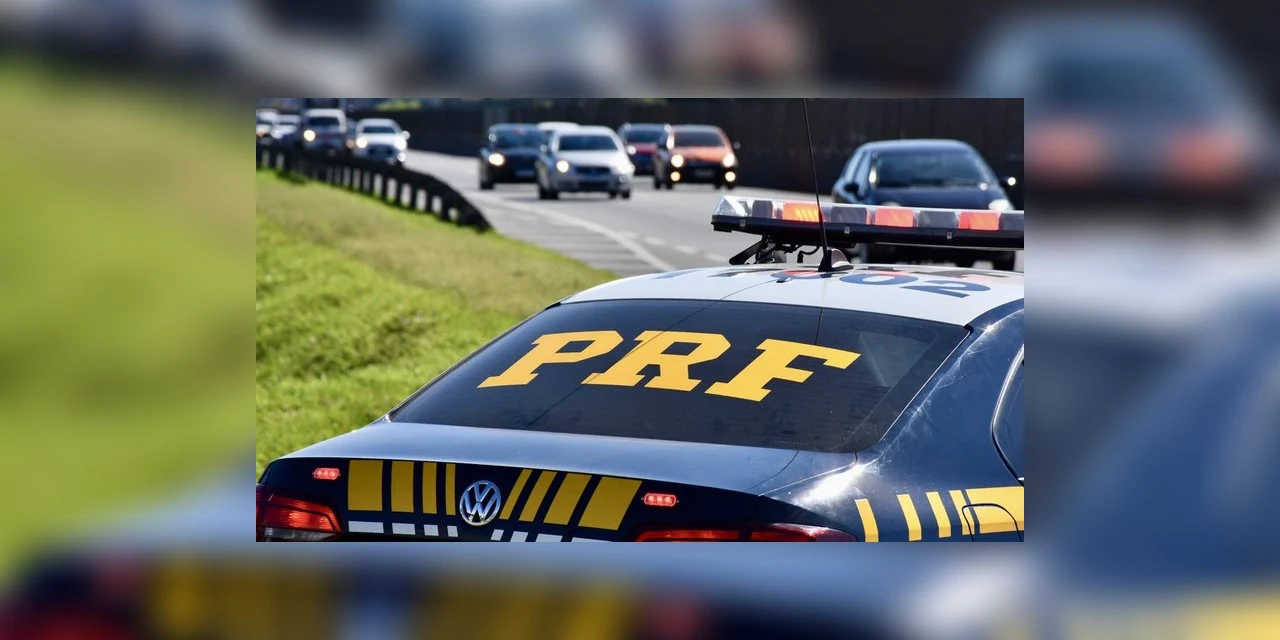Passageiro acusado de importunação sexual é preso em ônibus de viagem na BR-277