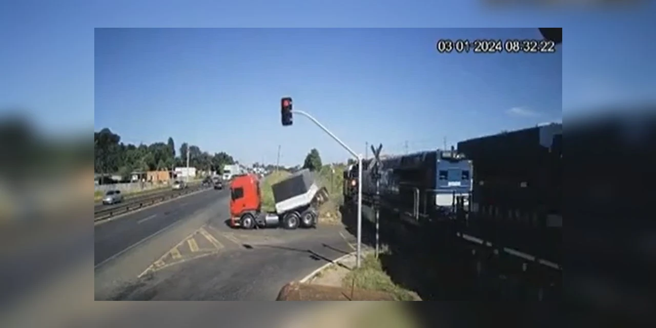 Vídeo mostra colisão entre caminhão e trem em PG