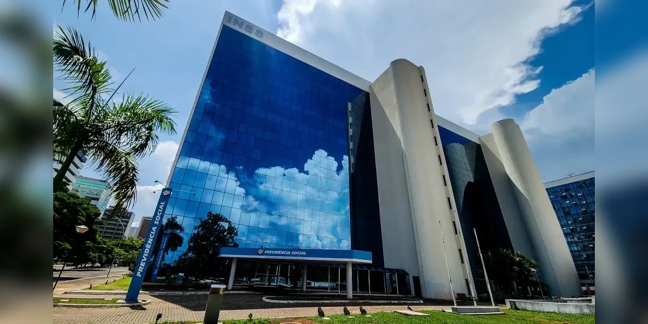 Benefícios do INSS acima do mínimo terão reajuste de 3,71%