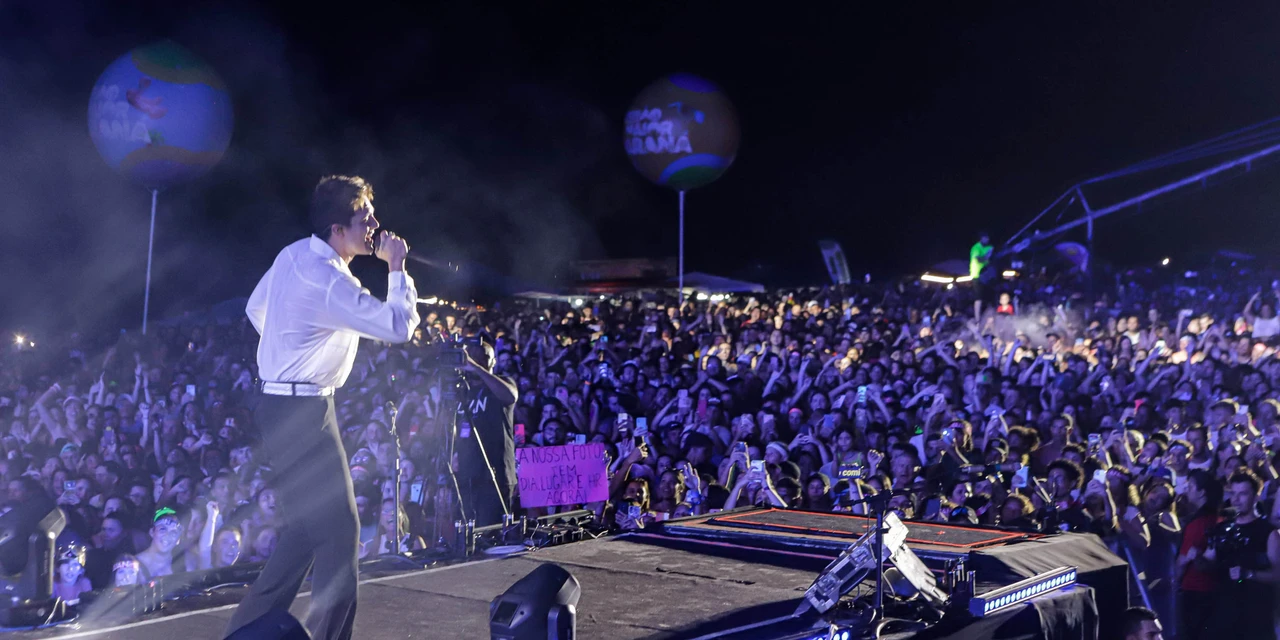 Noite histórica: Luan Santana e É o Tchan levam quase 180 mil pessoas aos shows no Litoral