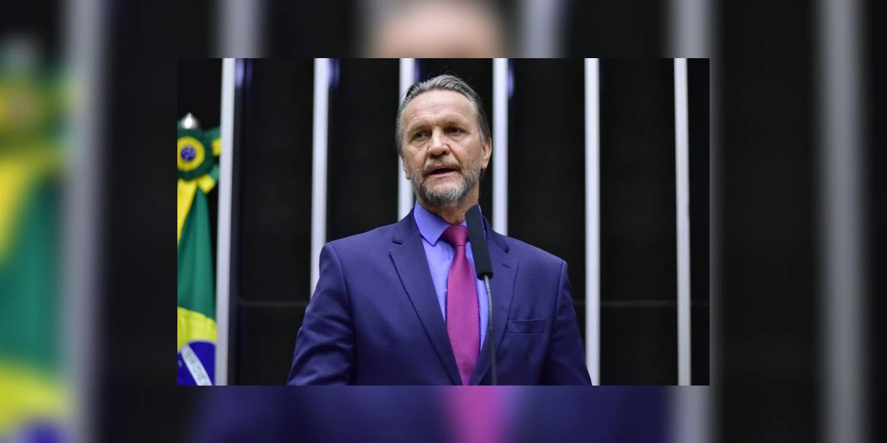 Ponto de Vista: Programa de bolsas vai beneficiar mais de 2 milhões de estudantes do Ensino Médio no Brasil, diz deputado Pedro Uczai