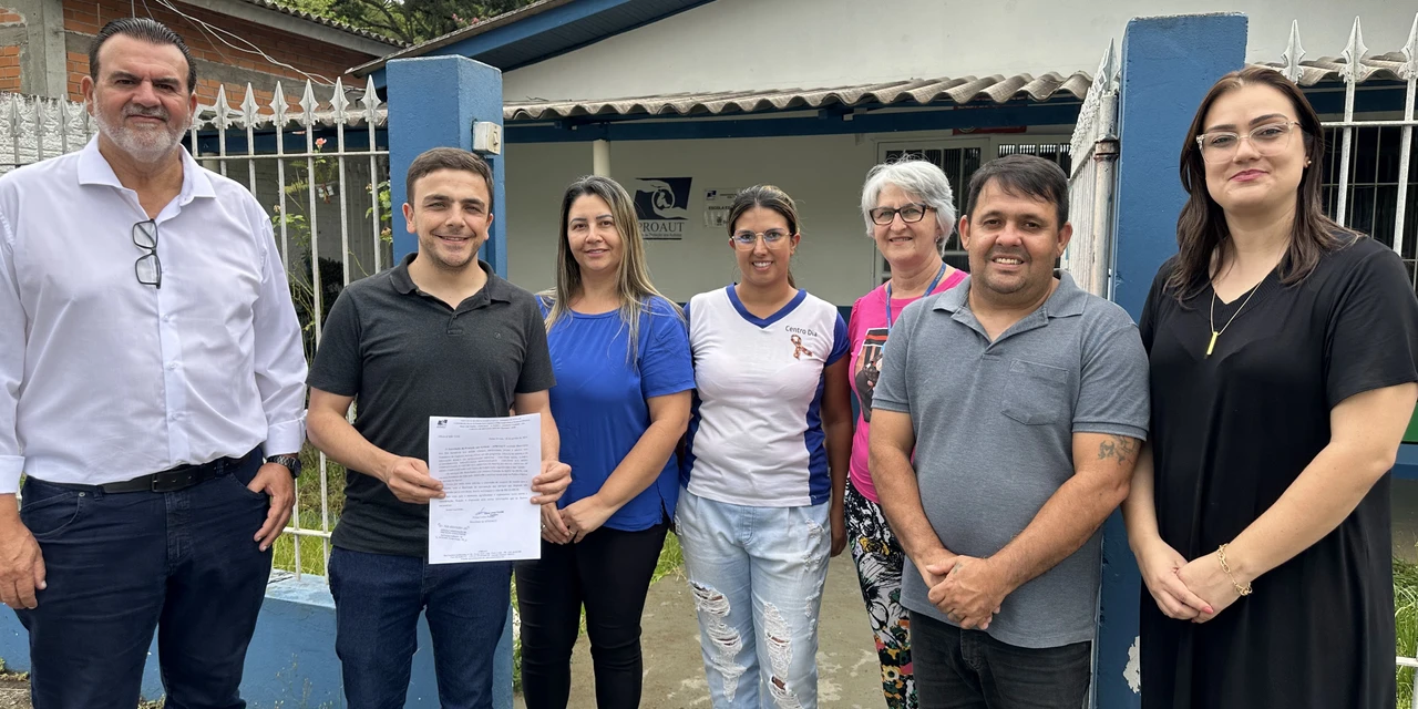 Aliel visita Associação de Proteção aos Autistas e entrega mais recursos