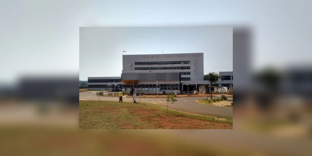 HU-UEPG confirma morte de jovem vítima de explosão em apartamento