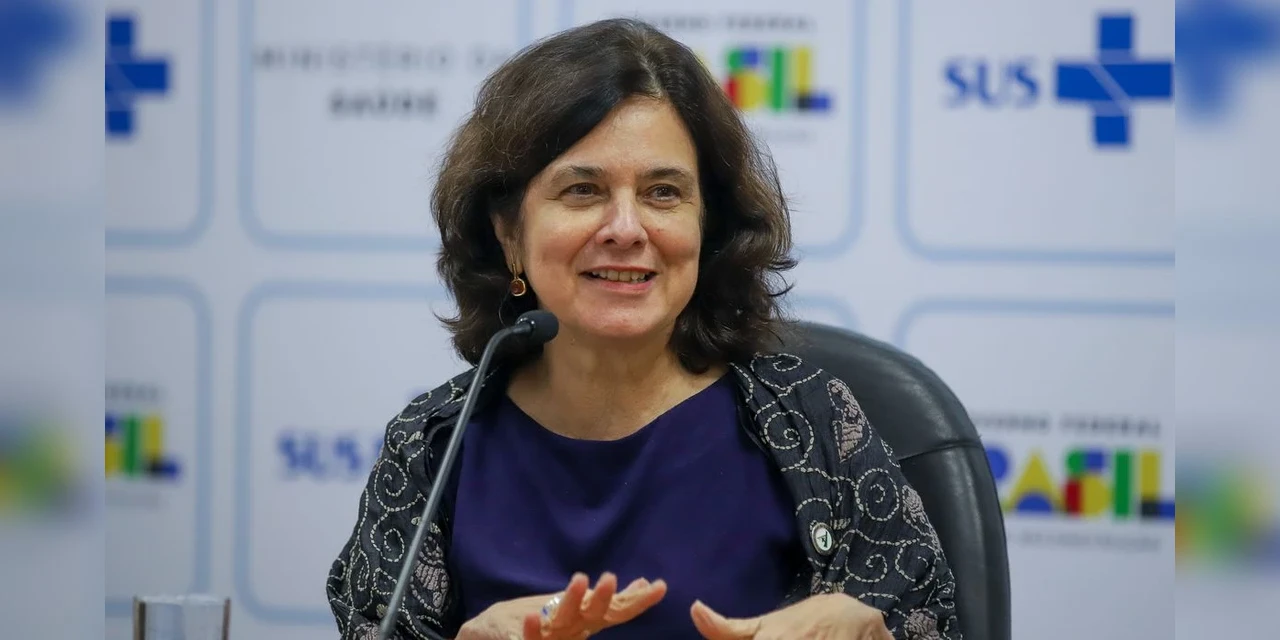 Vacina contra dengue é esperança, mas não é solução, diz ministra Nísia Trindade