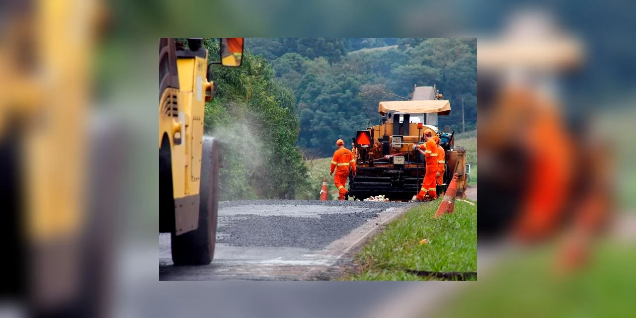 TCE-PR suspende licitações de R$ 5,5 bilhões do DER para manutenção de vias