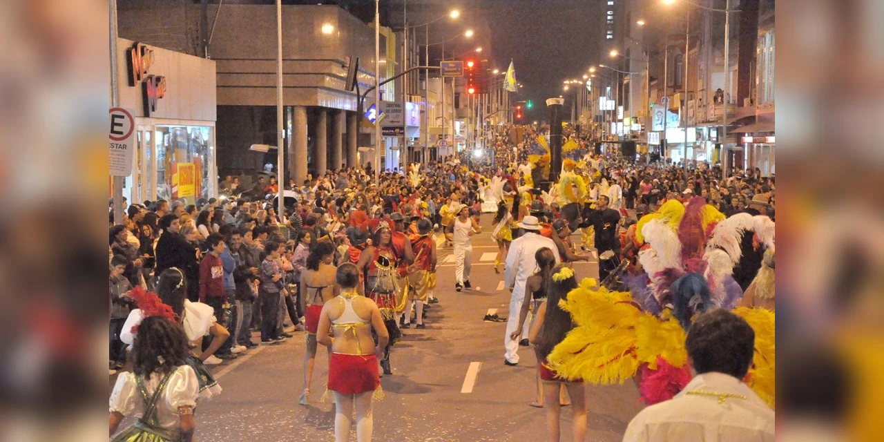 Carnaval 2024 de Ponta Grossa inicia nesta sexta (9); confira a programação