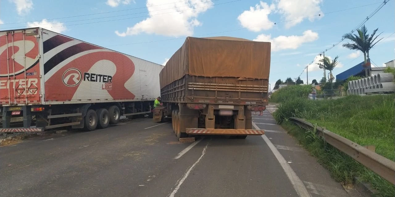Motorista de caminhão é preso por embriaguez ao volante na BR-376 em PG