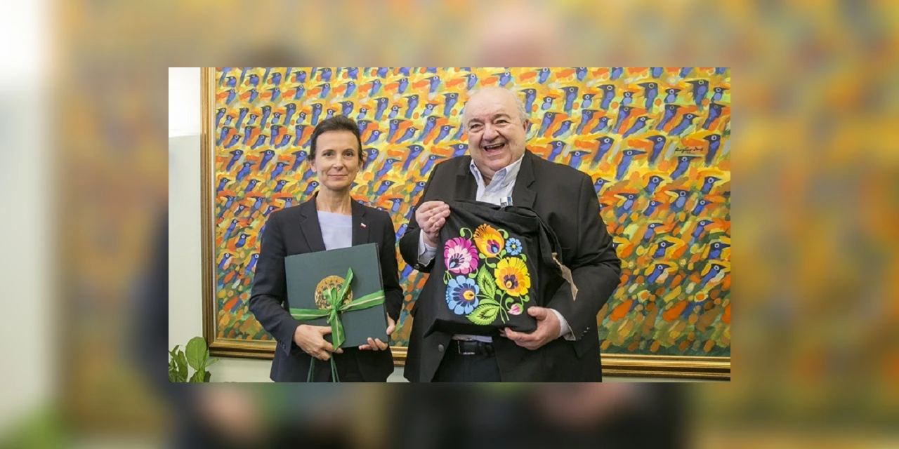 Embaixadora da Polônia visita a Prefeitura de Curitiba para fortalecer laços