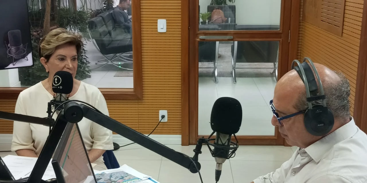 "São gerações que estão esperando e acompanhando a maior transformação que PG já fez", diz prefeita Elizabeth sobre maior licitação de asfalto da história