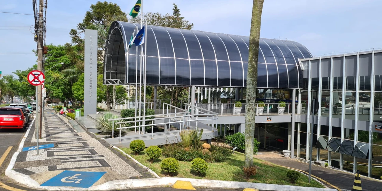 Audiência pública na Câmara debate terceirização de cemitérios em PG