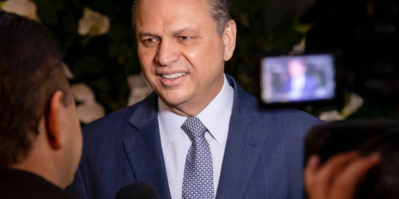 Ponto de Vista: "Acho que o Paraná precisa de um senador com meu perfil", avalia secretário e deputado federal Ricardo Barros