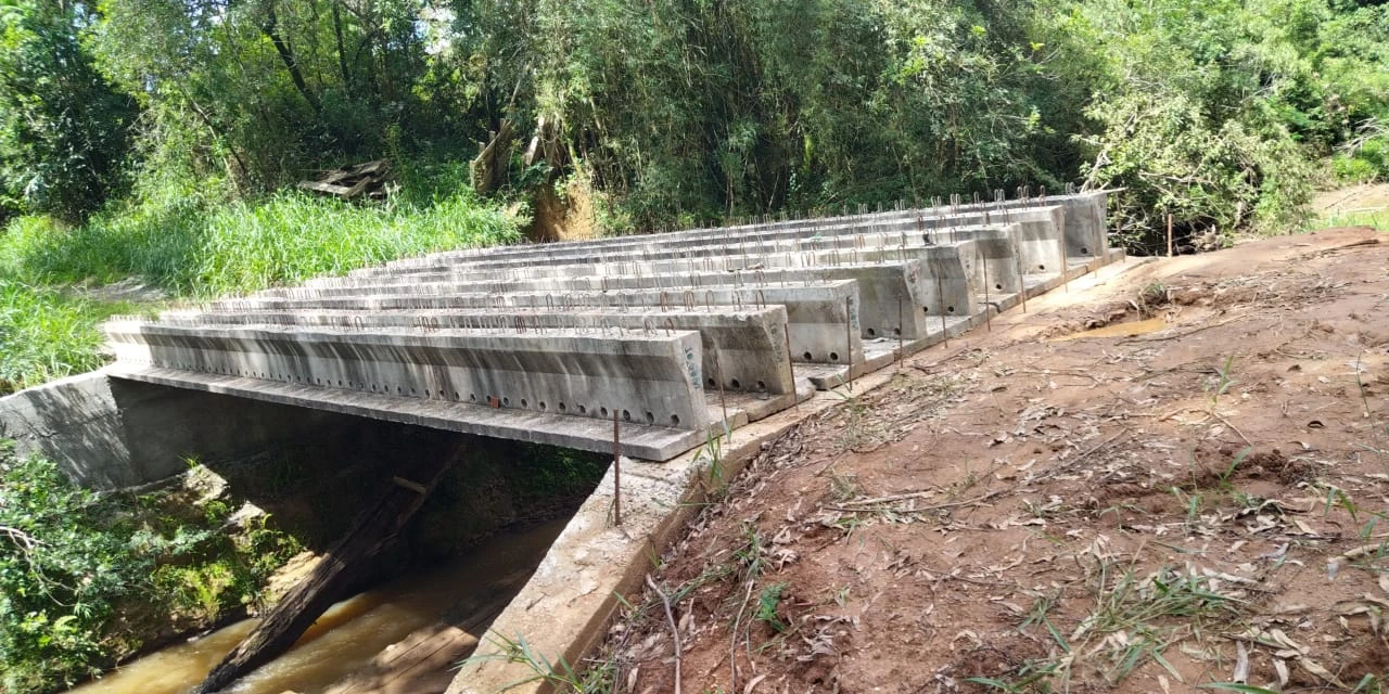Obras na Ponte do Barreiro, em Tibagi, seguem para etapa de concretagem